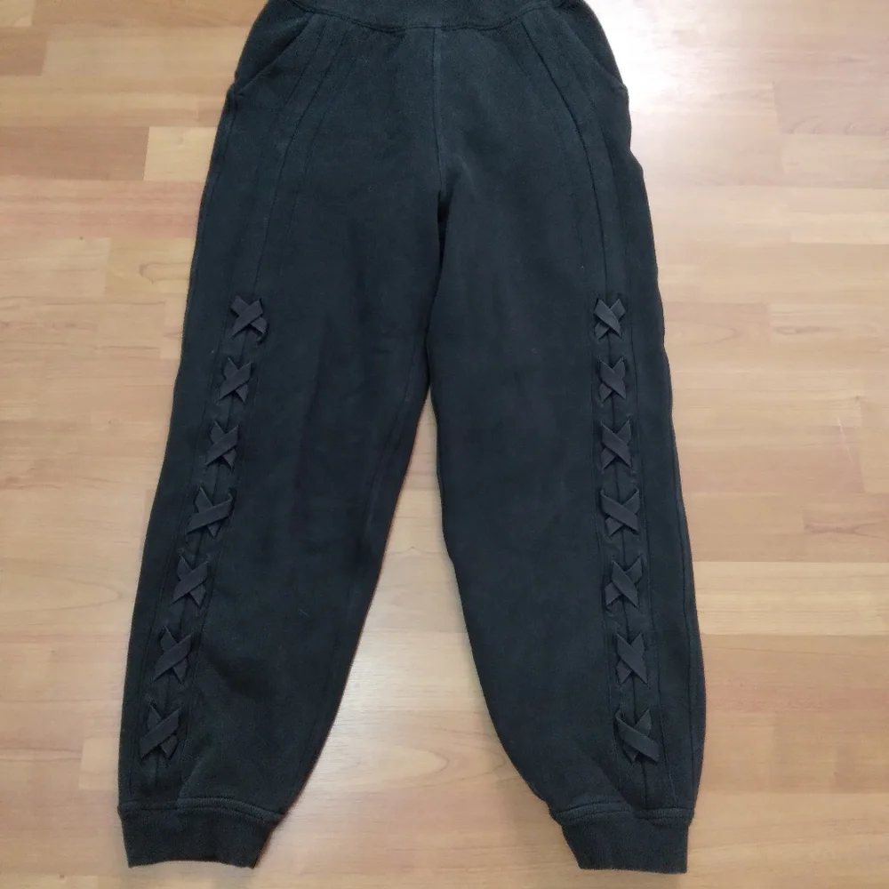 Lululemon Braided Detail High-Rise Jogger‎